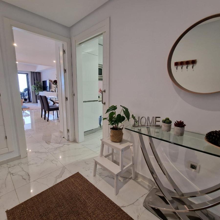 Casares Del Mar Luxury Apartment Малага Екстер'єр фото