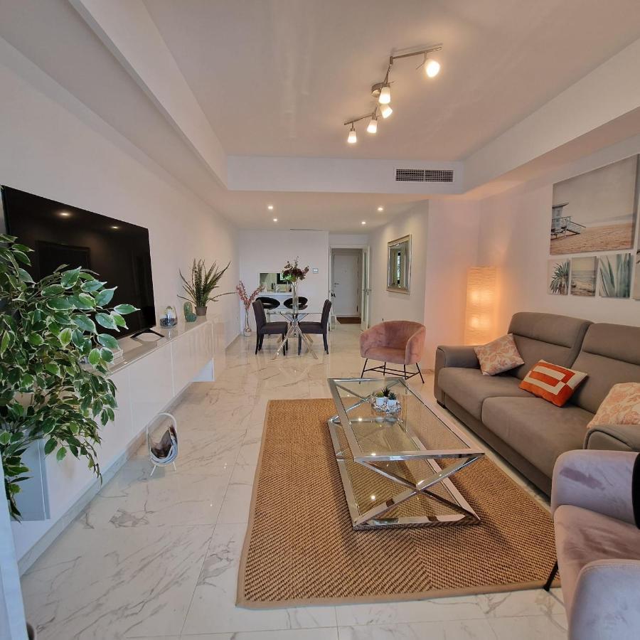 Casares Del Mar Luxury Apartment Малага Екстер'єр фото