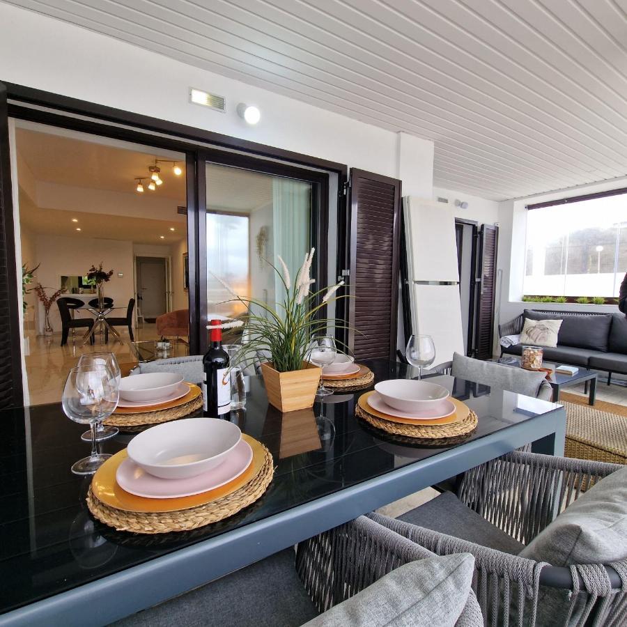 Casares Del Mar Luxury Apartment Малага Екстер'єр фото