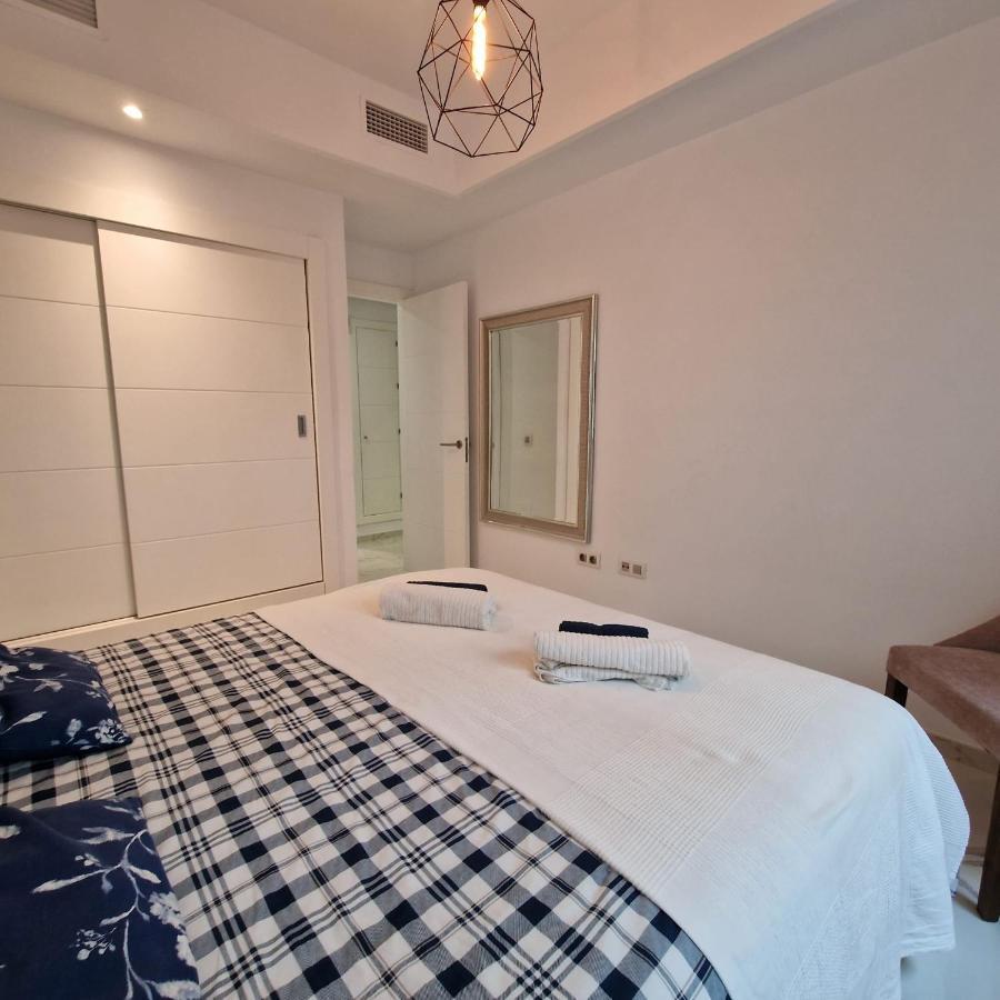 Casares Del Mar Luxury Apartment Малага Екстер'єр фото