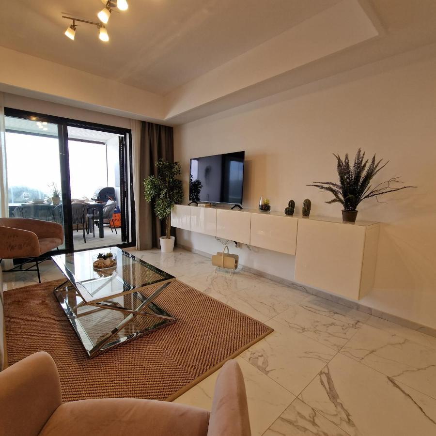 Casares Del Mar Luxury Apartment Малага Екстер'єр фото