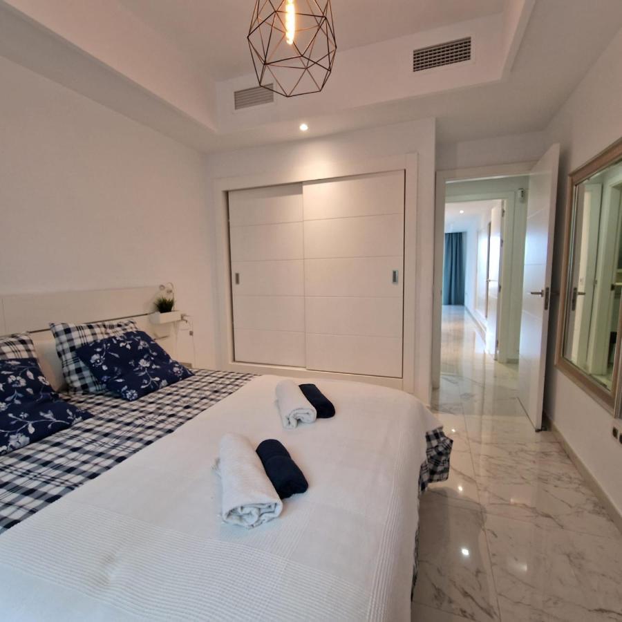 Casares Del Mar Luxury Apartment Малага Екстер'єр фото