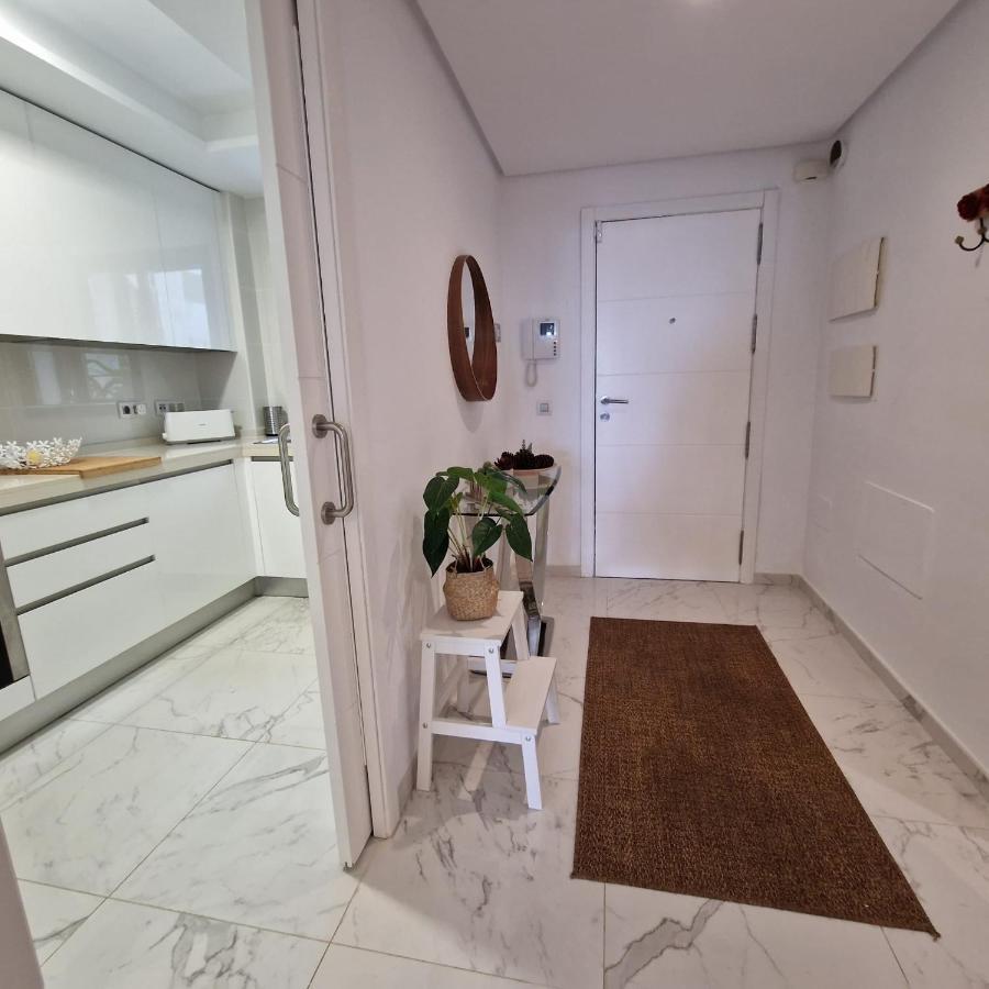 Casares Del Mar Luxury Apartment Малага Екстер'єр фото
