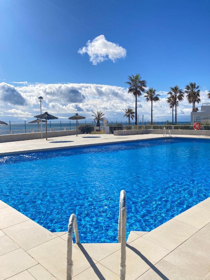 Casares Del Mar Luxury Apartment Малага Екстер'єр фото